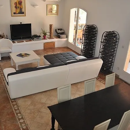 Bellebo Bed & Breakfast 4*